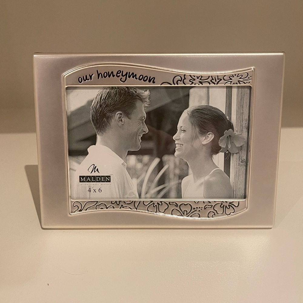 Malden “Our honeymoon” picture frame with floral design